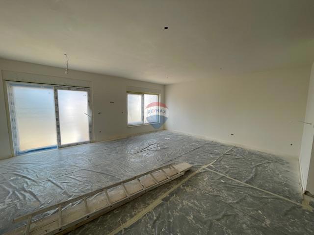 Otok Krk, Malinska, dvojček v izgradnji, 165 m2, pogled na morje