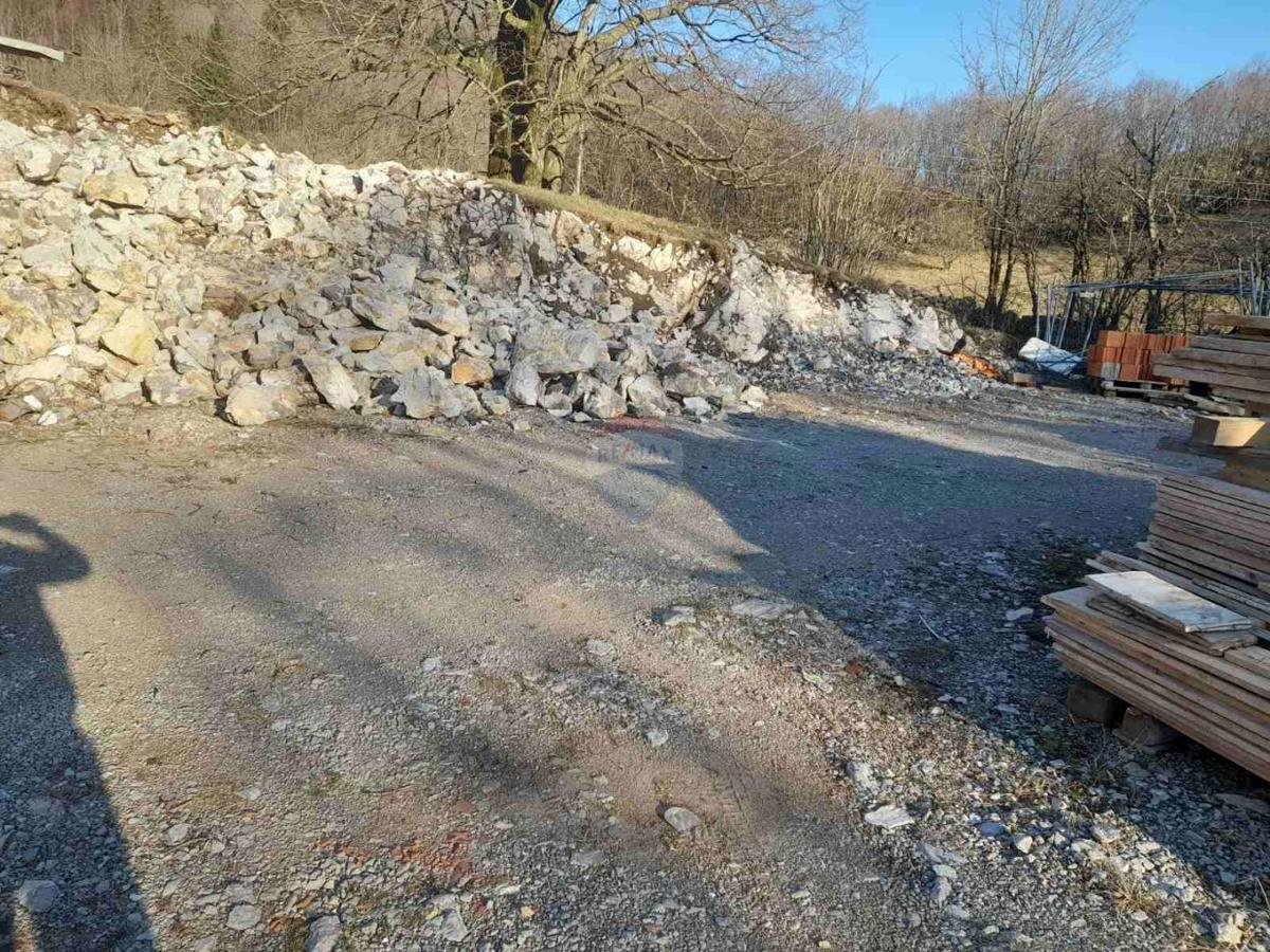 Stavbno zemljišče Klana, 1.906m2