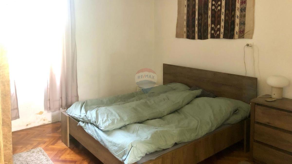 Hiša Veli vrh, Pula, 56m2