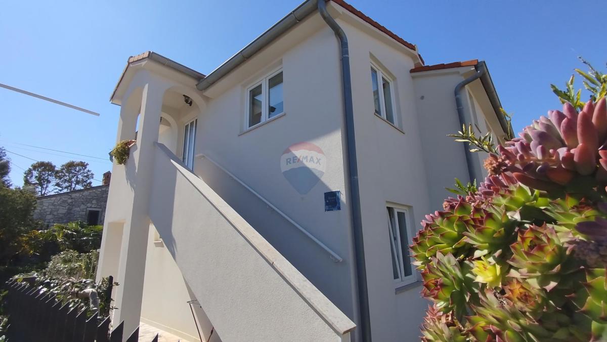Hiša Rovinj, 300m2