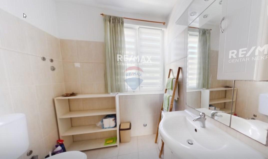 Hiša Rovinj, 300m2