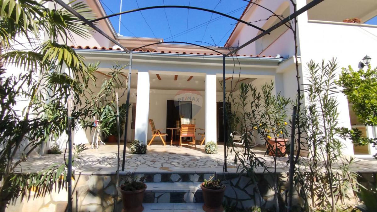 Hiša Rovinj, 300m2