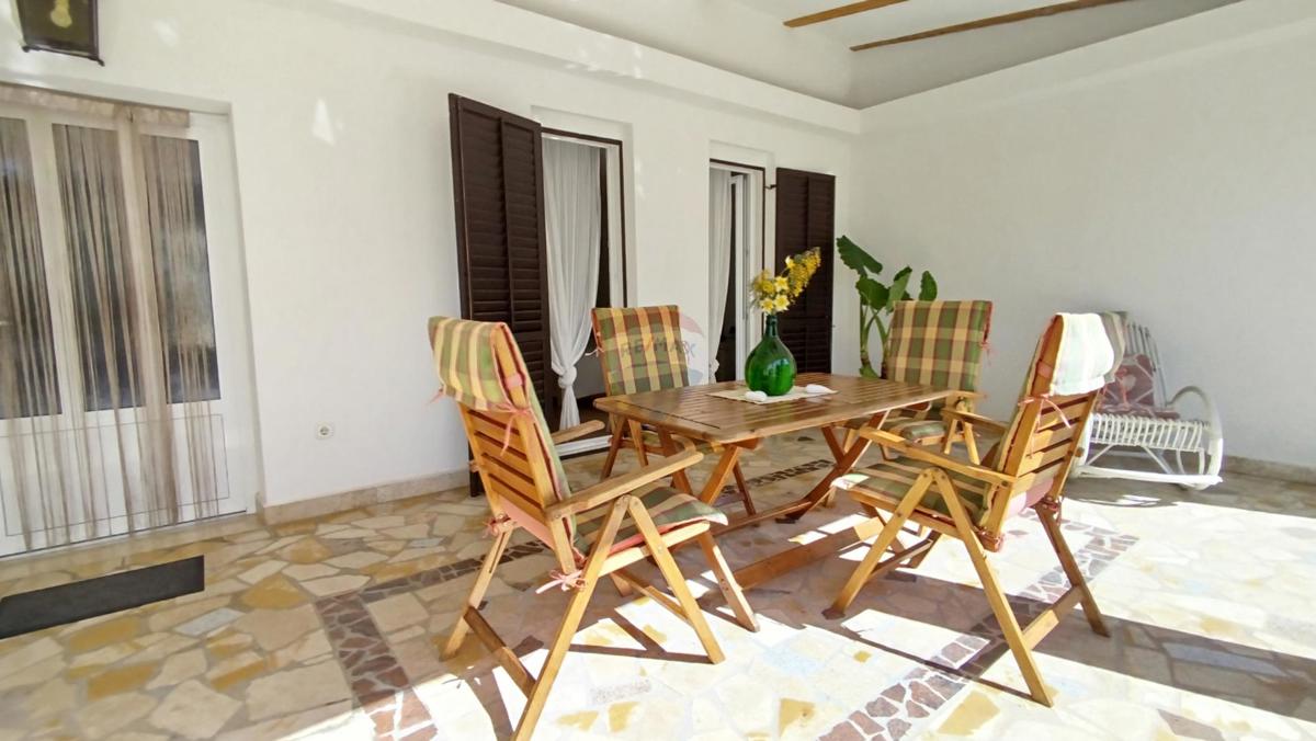 Hiša Rovinj, 300m2