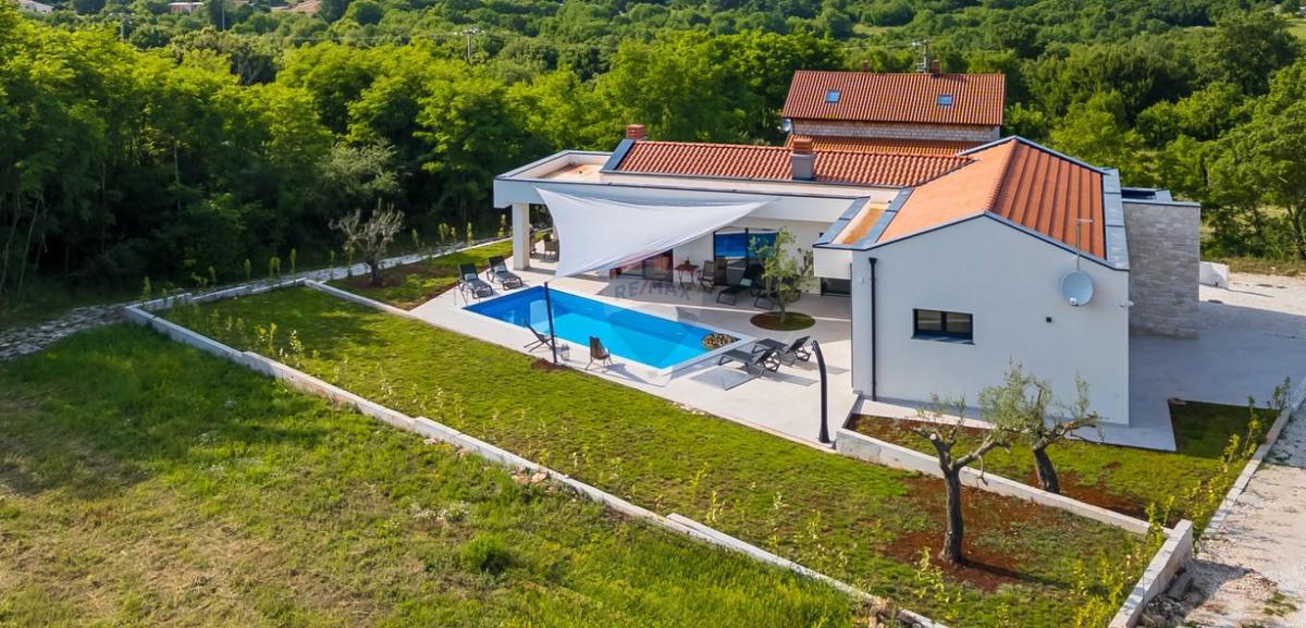 Hiša Rovinj, 139m2