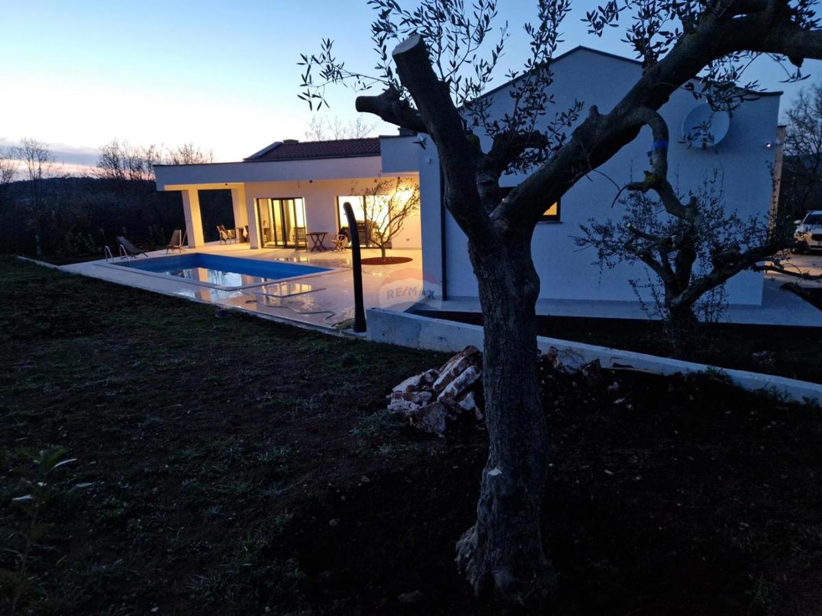 Hiša Rovinj, 139m2