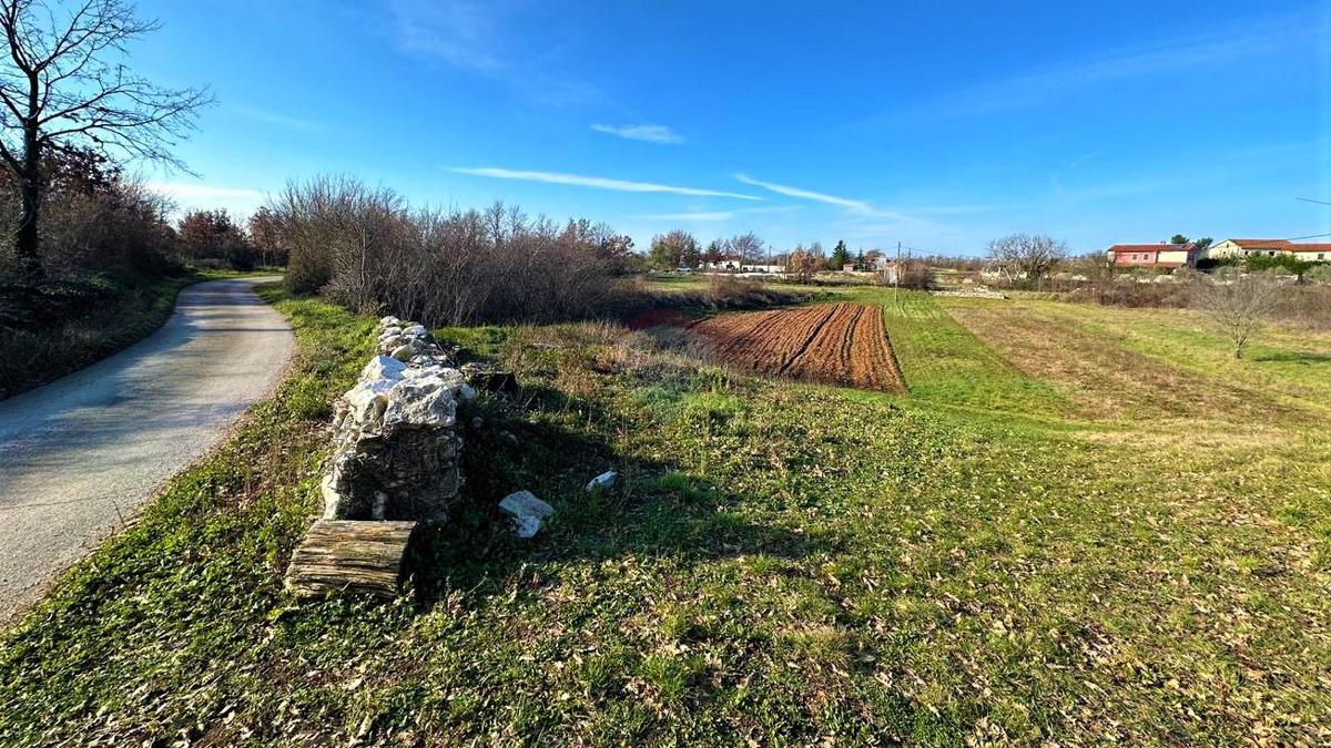 Stavbno zemljišče Štokovci, Svetvinčenat, 544m2