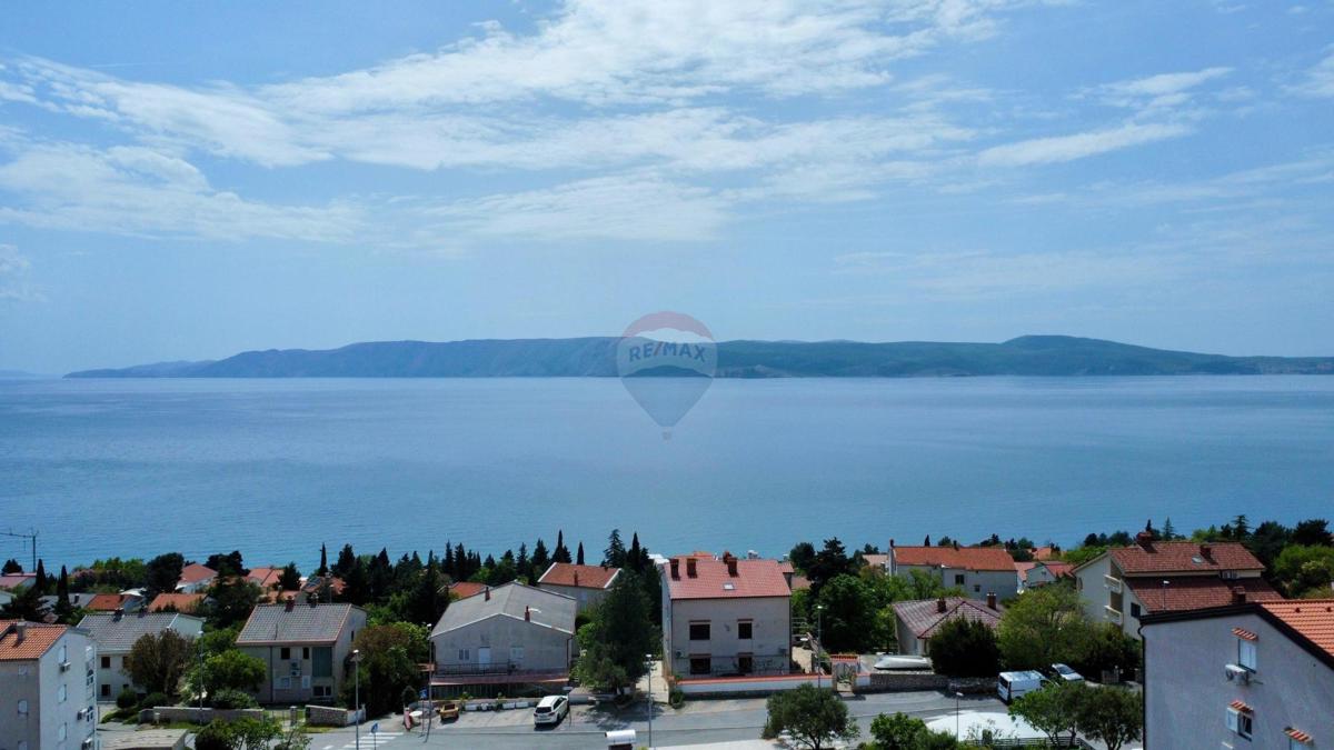 Stavbno zemljišče Novi Vinodolski, 557m2