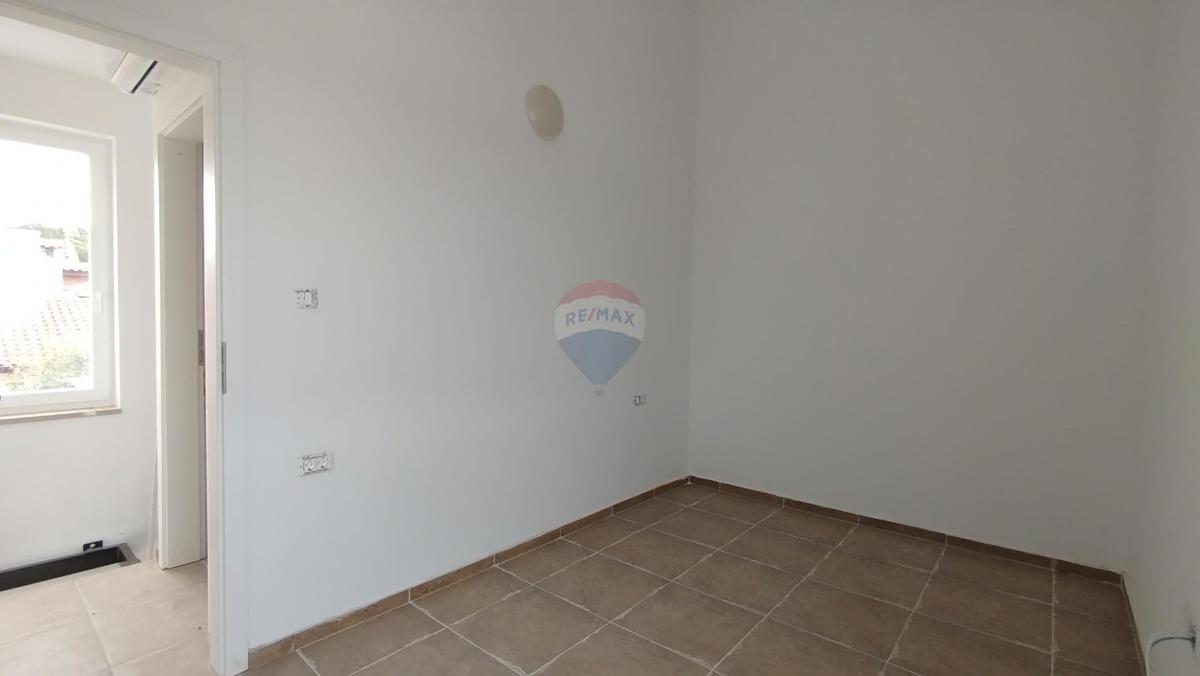 Hiša Višnjan, 300m2