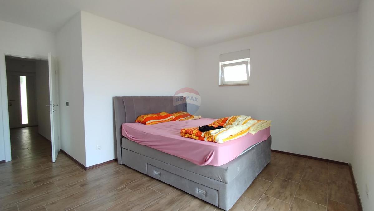 Hiša Višnjan, 300m2