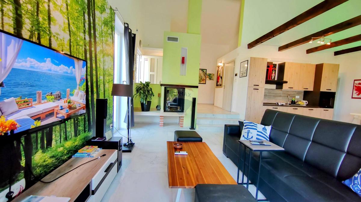 Hiša Dobrinj, 120m2