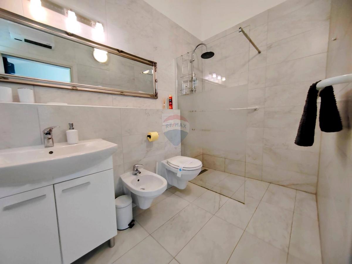 Hiša Dobrinj, 120m2