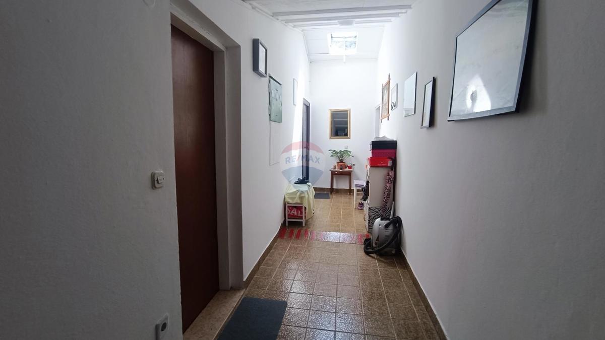 Hiša Rovinj, 215m2