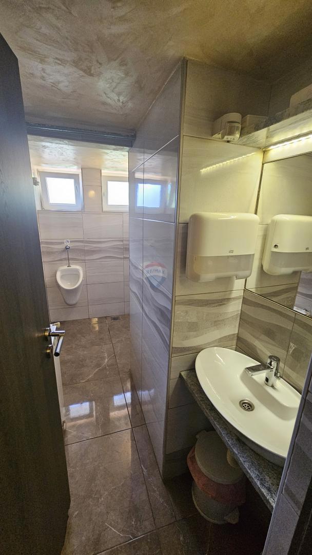 Poslovni prostori Moravice, Vrbovsko, 84m2