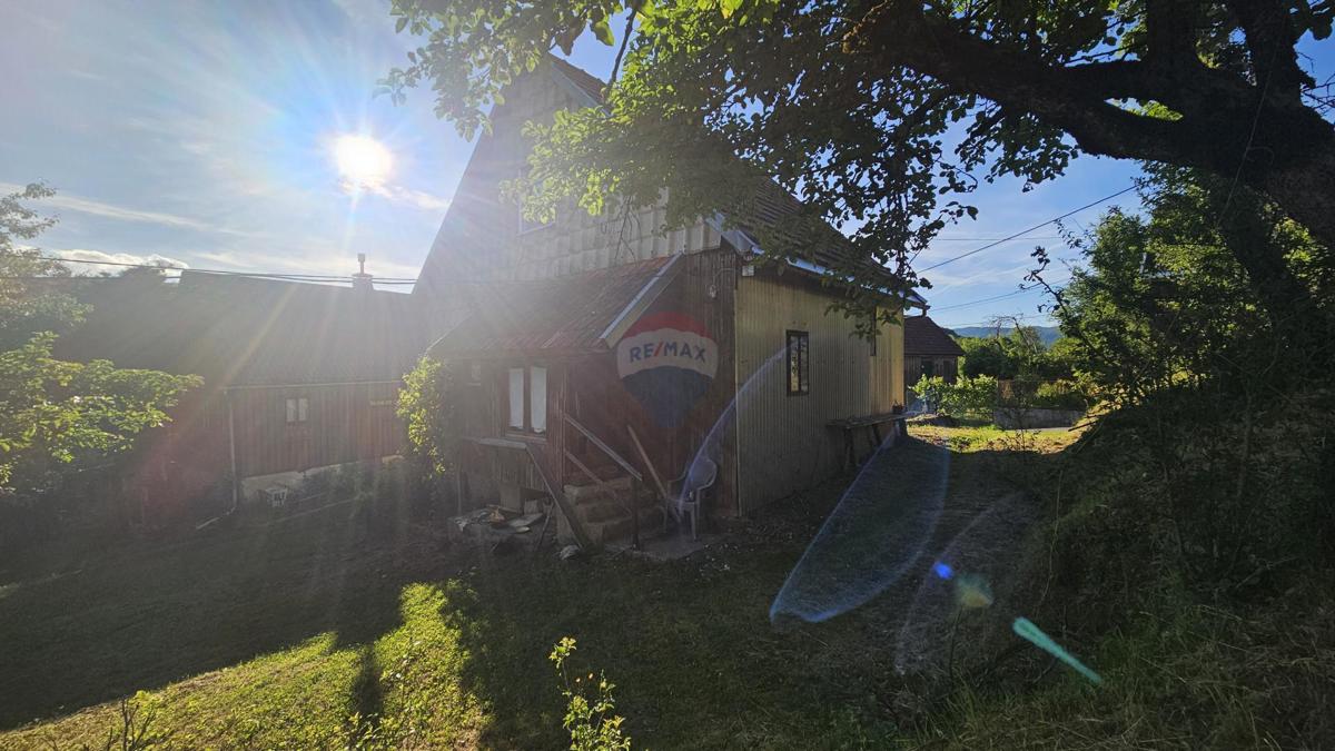 Hiša Radočaj Brodski, Delnice, 2.178m2