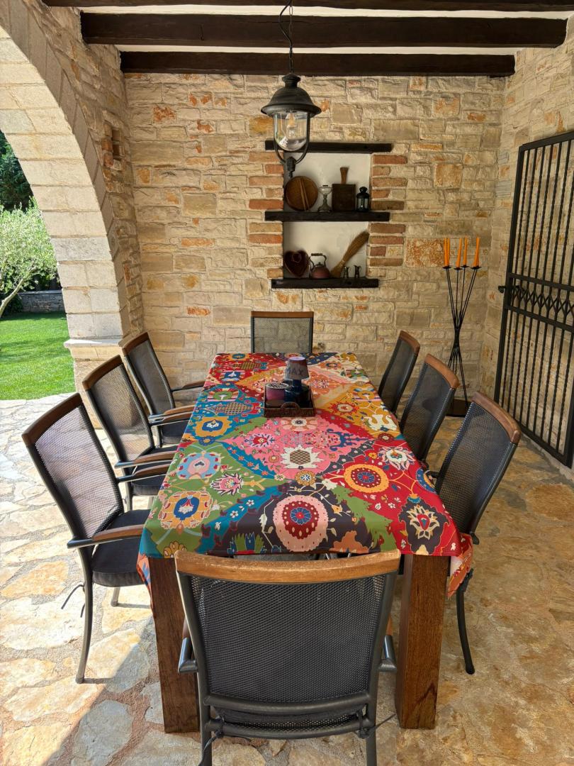 Hiša Tinjan, 330m2