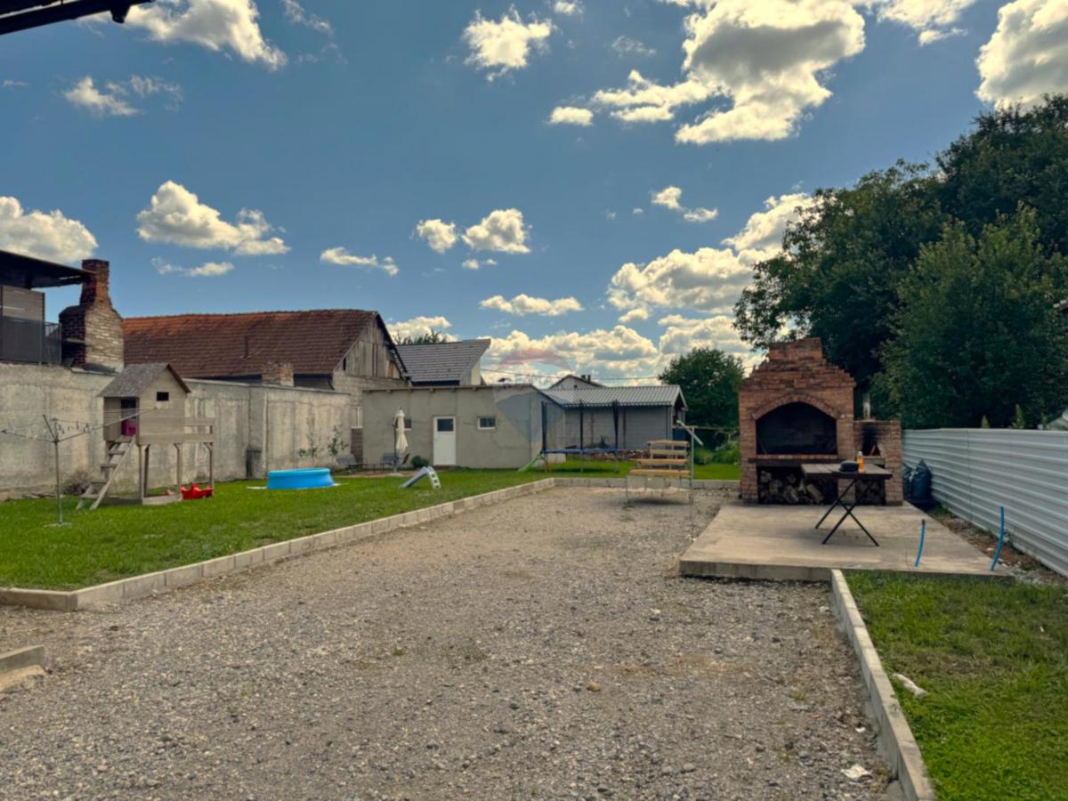 Hiša Gornja Lomnica, Velika Gorica - Okolica, 170m2