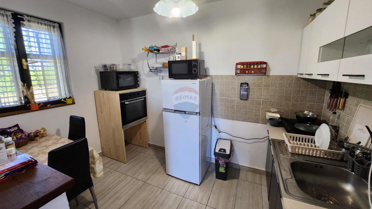 Hiša Gornja Gračenica, Popovača, 150m2