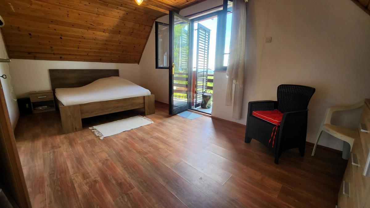 Hiša Gornja Gračenica, Popovača, 150m2