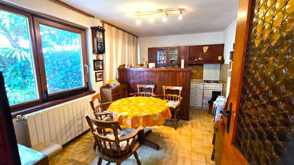 Hiša Rovinj, 120m2