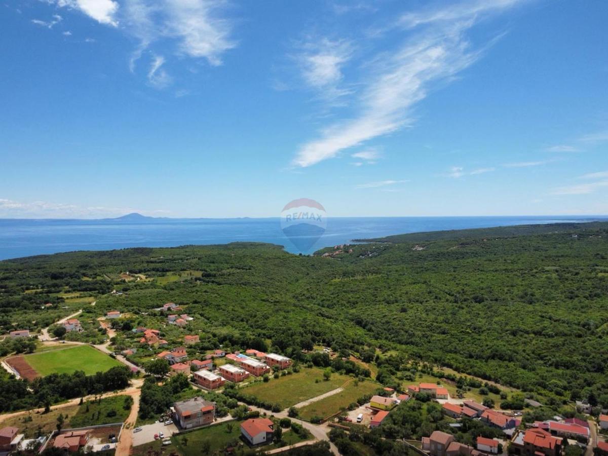 Stavbno zemljišče Peruški, Marčana, 620m2