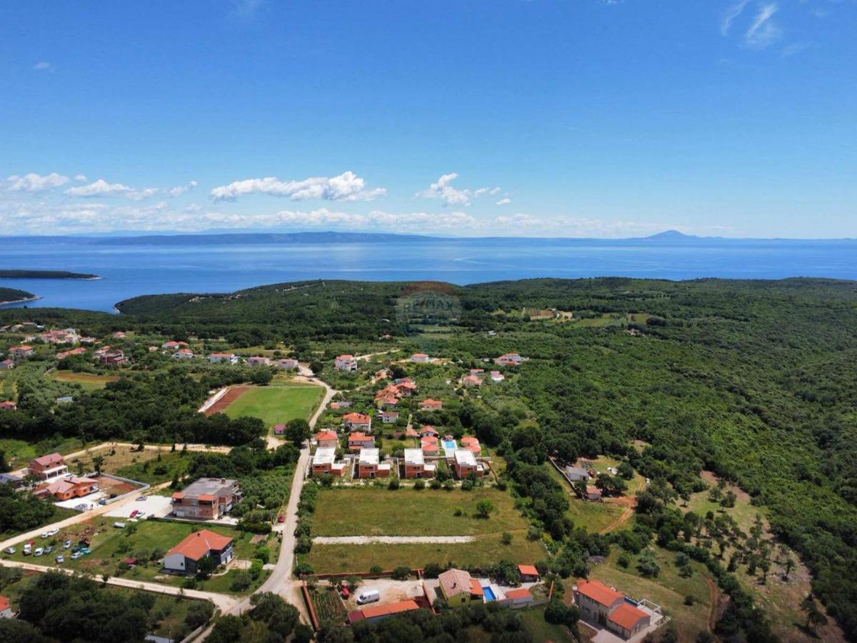 Stavbno zemljišče Peruški, Marčana, 620m2