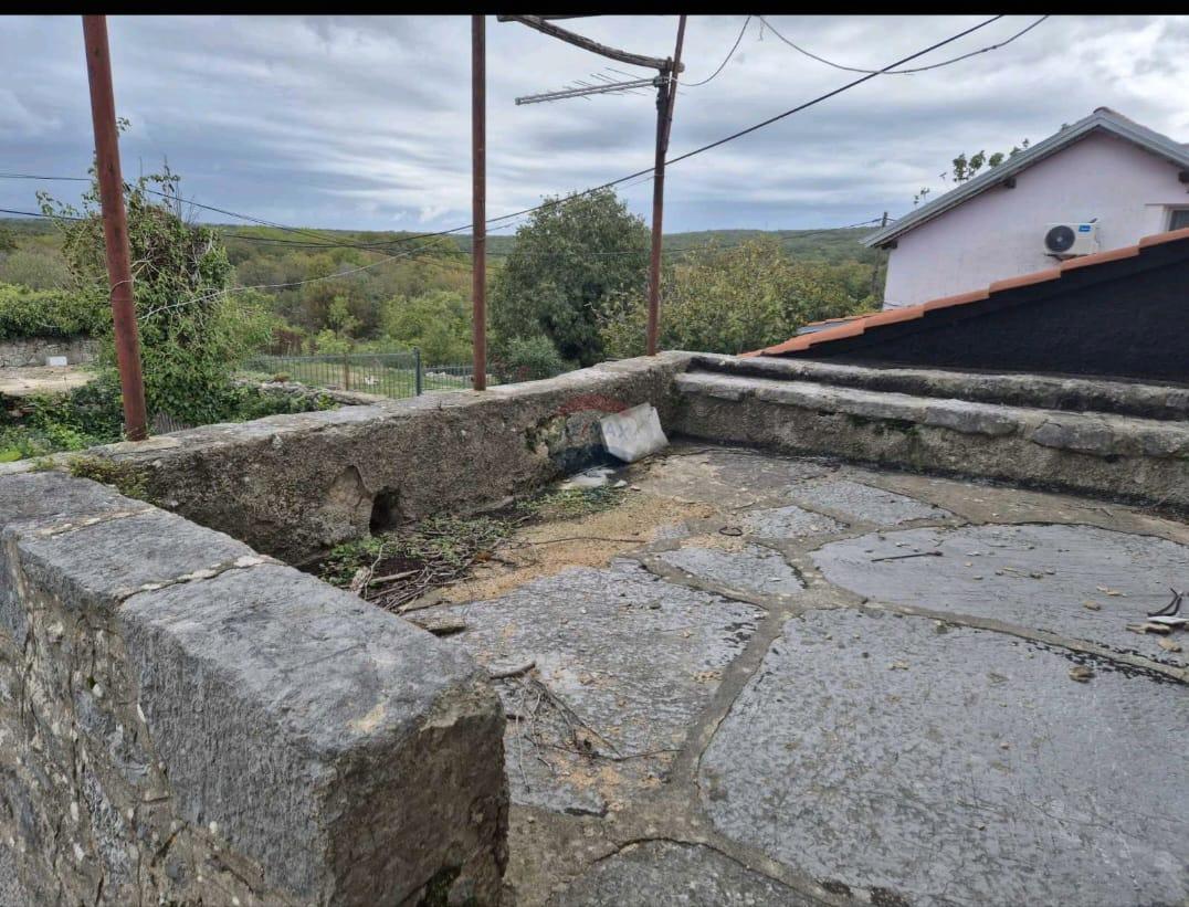 Hiša Vrbnik, 80m2