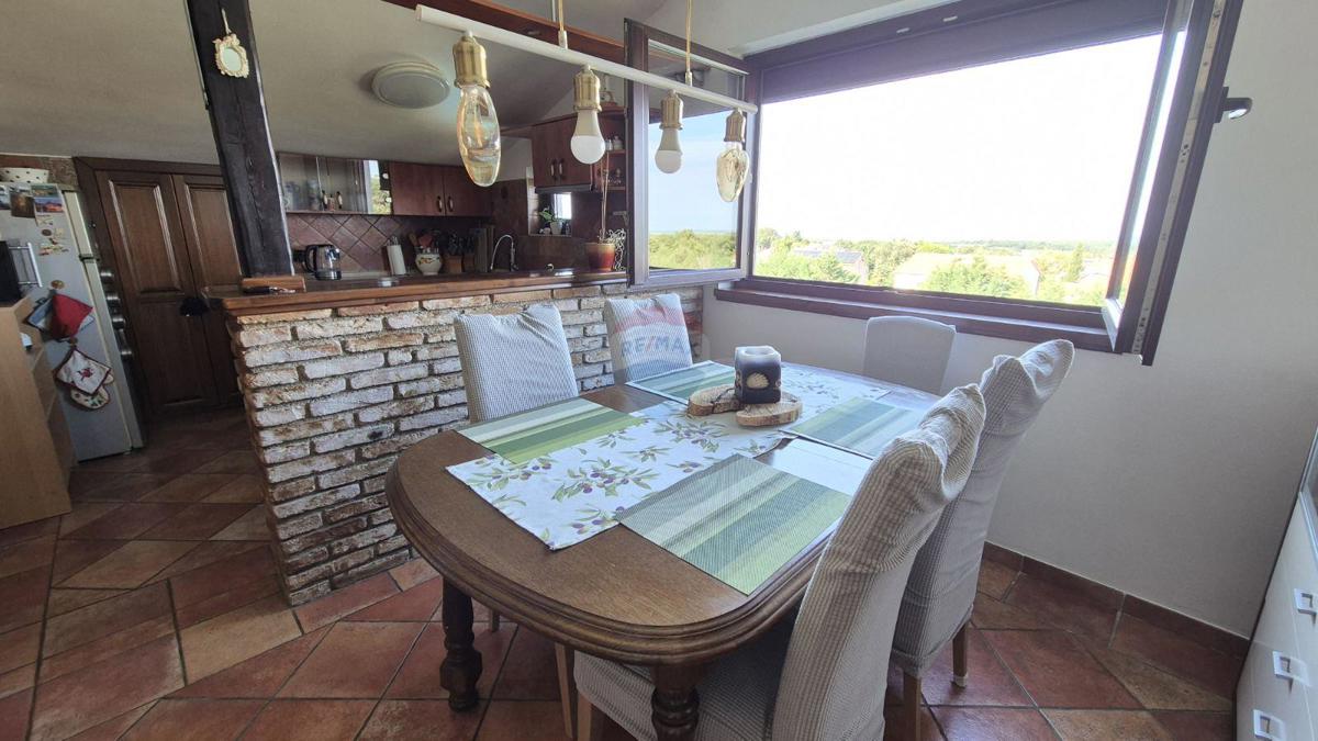Stanovanje/Apartma Poreč okolica, Poreč, 126m2
