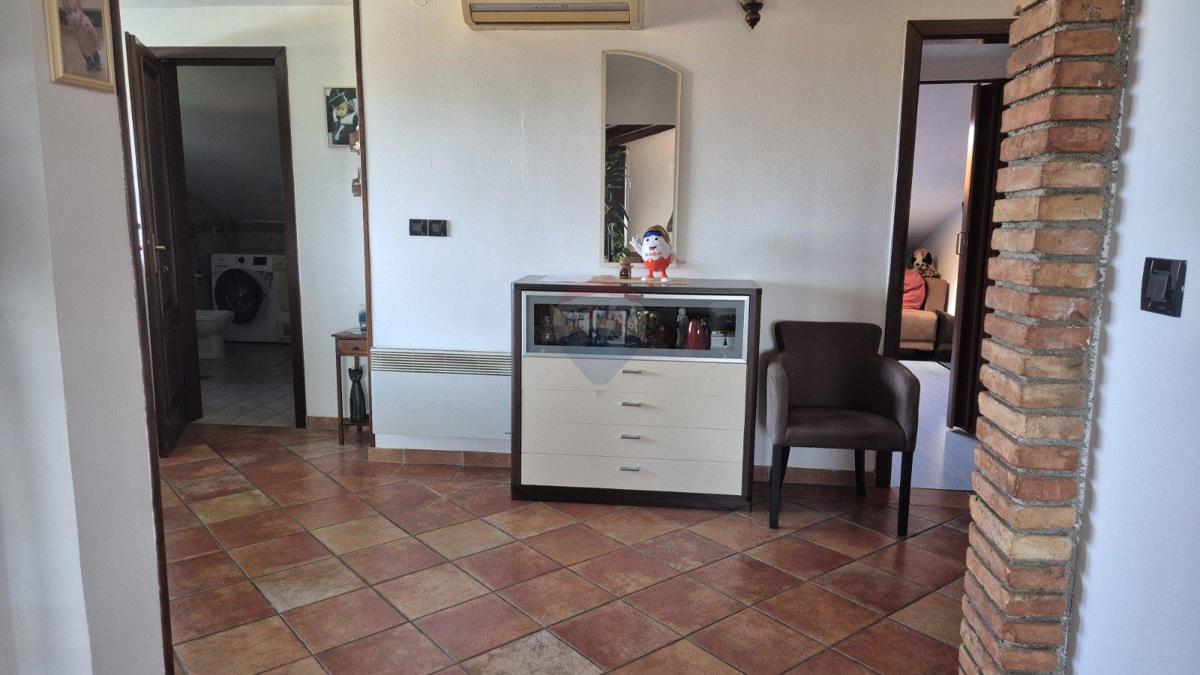 Stanovanje/Apartma Poreč okolica, Poreč, 126m2