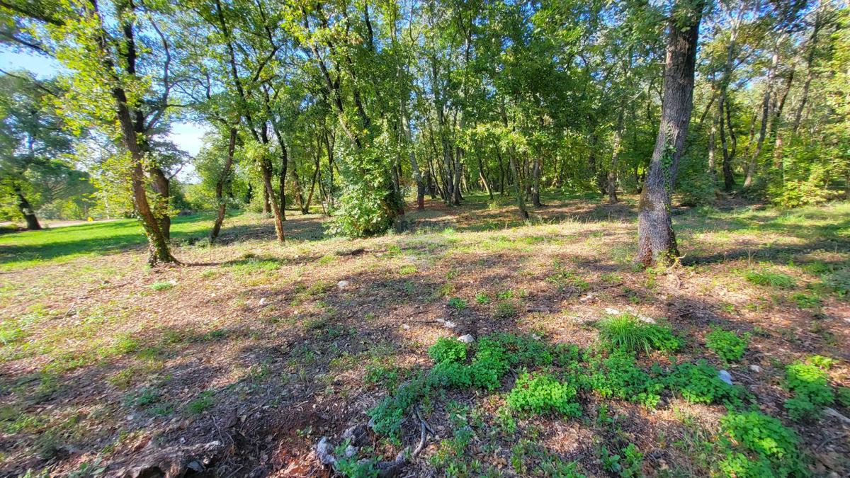 Stavbno zemljišče Juricani, Umag, 2.192m2