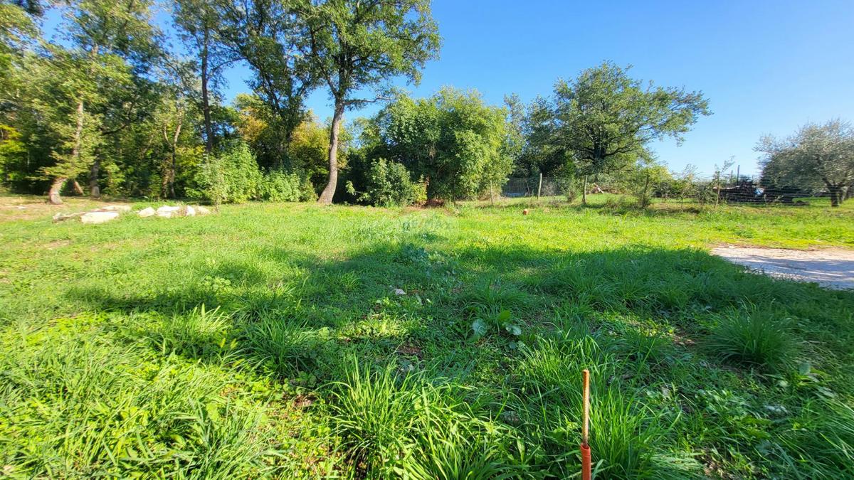 Stavbno zemljišče Juricani, Umag, 2.192m2