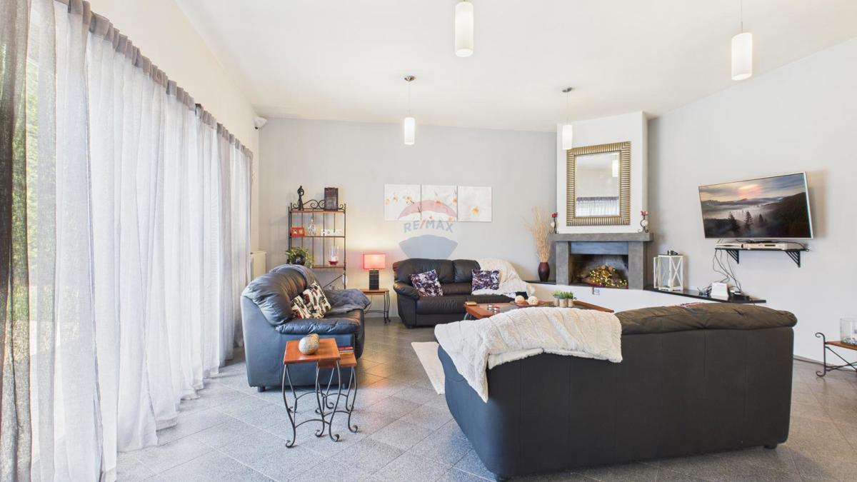 Hiša Rovinjsko Selo, Rovinj, 340m2