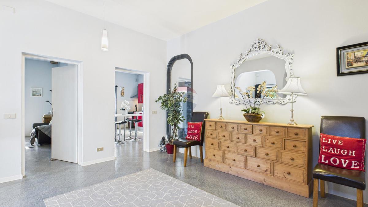 Hiša Rovinjsko Selo, Rovinj, 340m2