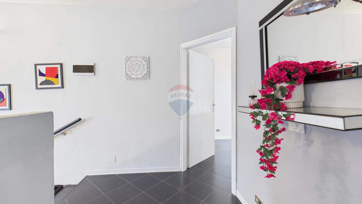 Hiša Rovinjsko Selo, Rovinj, 340m2