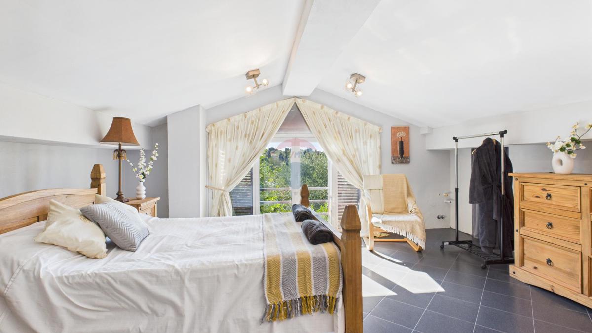 Hiša Rovinjsko Selo, Rovinj, 340m2