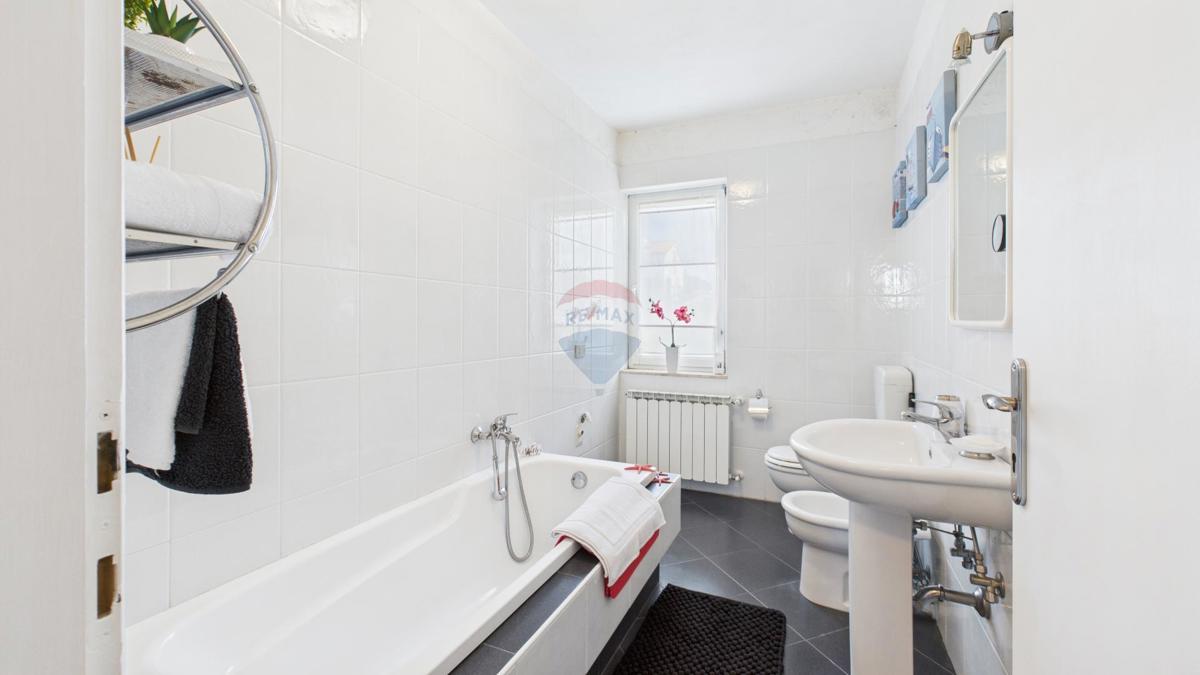 Hiša Rovinjsko Selo, Rovinj, 340m2