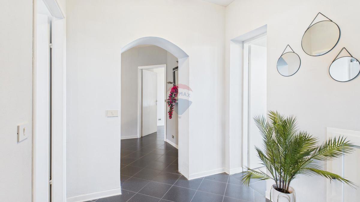 Hiša Rovinjsko Selo, Rovinj, 340m2