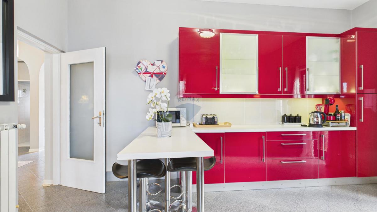 Hiša Rovinjsko Selo, Rovinj, 340m2
