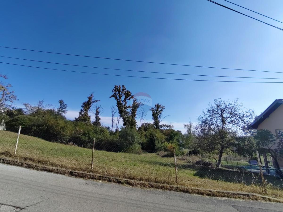 Stavbno zemljišče Remete, Maksimir, 2.342m2