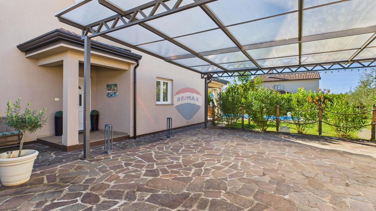 Hiša Rovinjsko Selo, Rovinj, 125m2