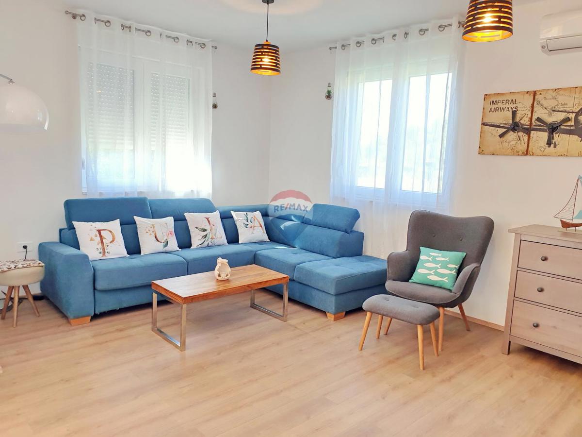 Hiša Valdebek, Pula, 158m2