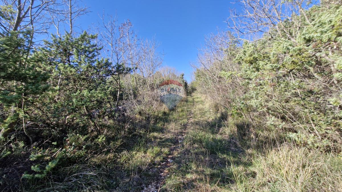 Stavbno zemljišče Rakalj, Marčana, 5.532m2