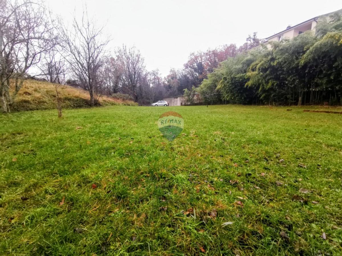 Stavbno zemljišče Saršoni, Viškovo, 891m2