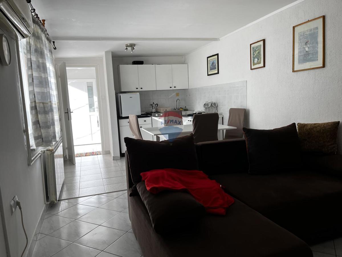 Hiša Kraljevica, 908m2