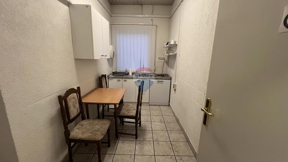 Poslovni prostor Rastočine, Rijeka, 217m2