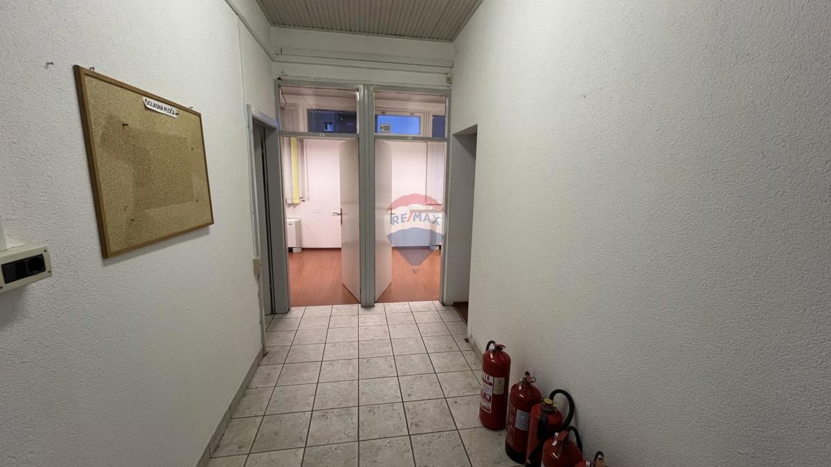 Poslovni prostor Rastočine, Rijeka, 217m2