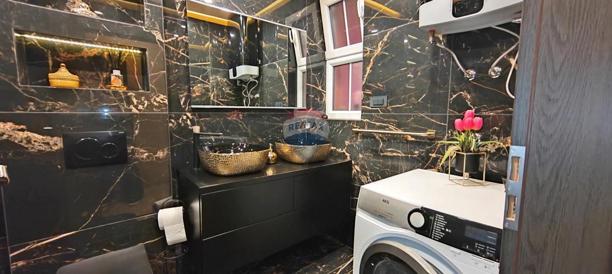 Stanovanje/Apartma Malinska, Malinska-Dubašnica, 67m2