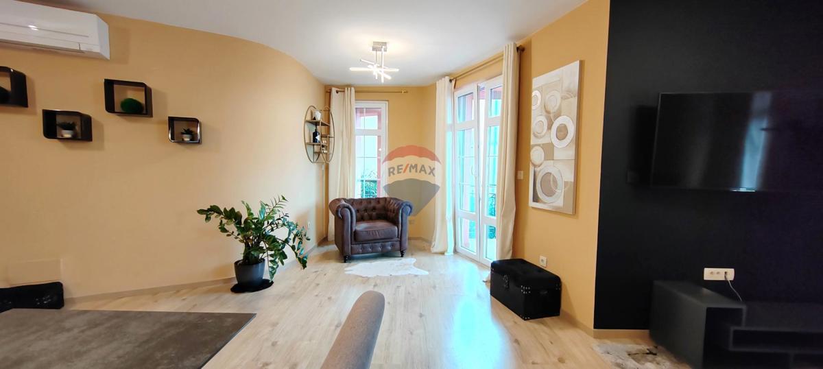 Stanovanje/Apartma Malinska, Malinska-Dubašnica, 67m2