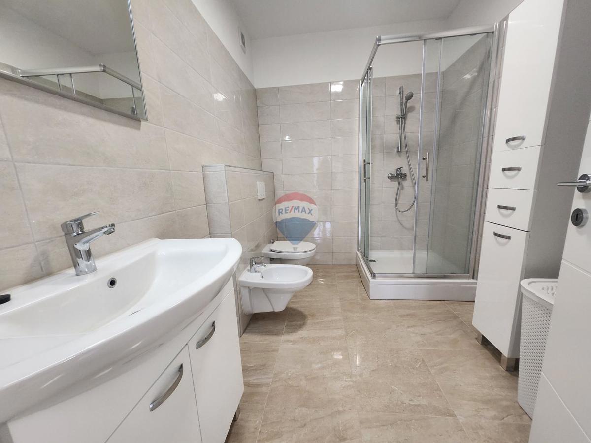 Stanovanje/Apartma Saršoni, Viškovo, 82,75m2