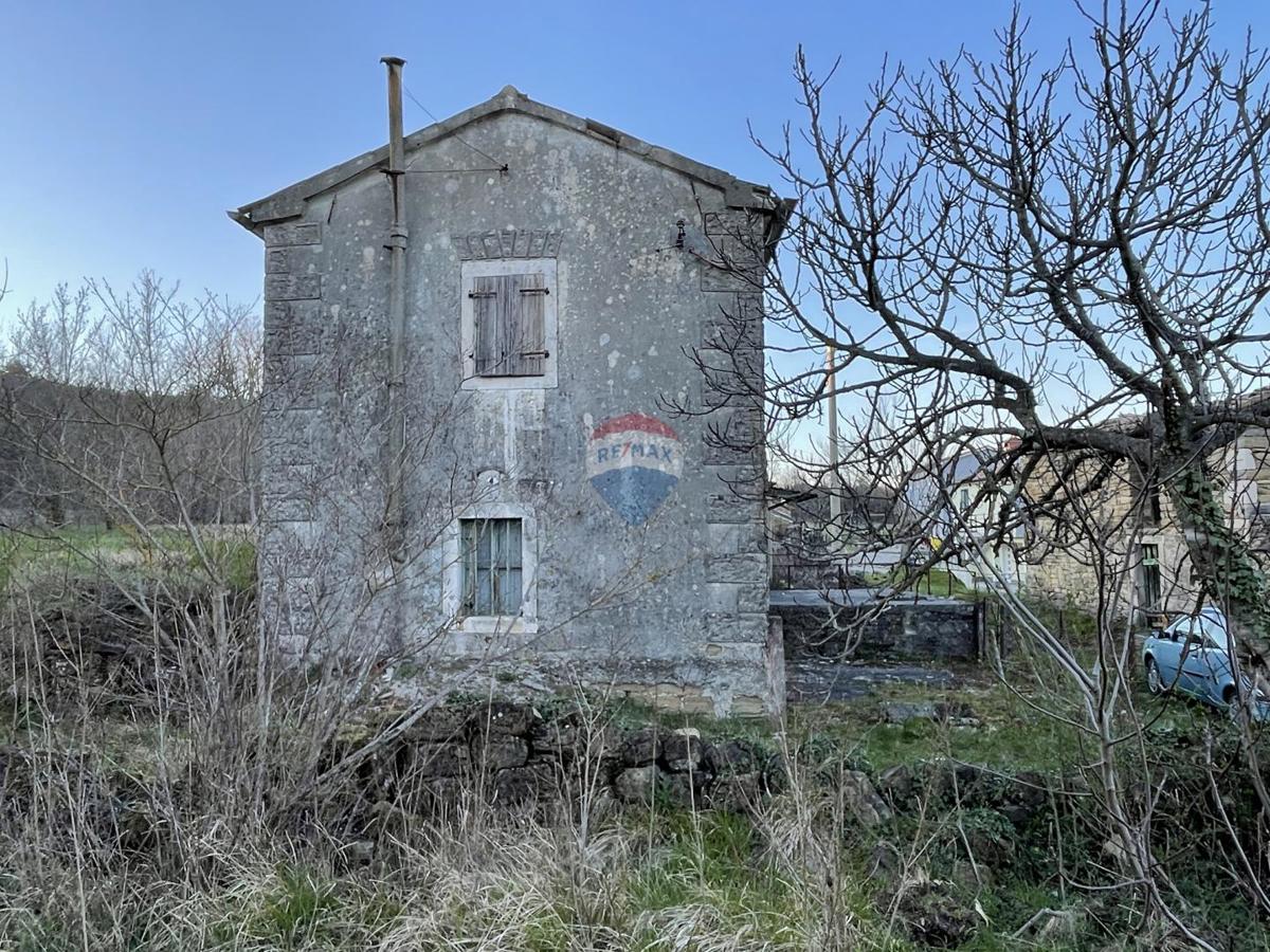 ISTRIA, KRŠAN - Estate with several houses