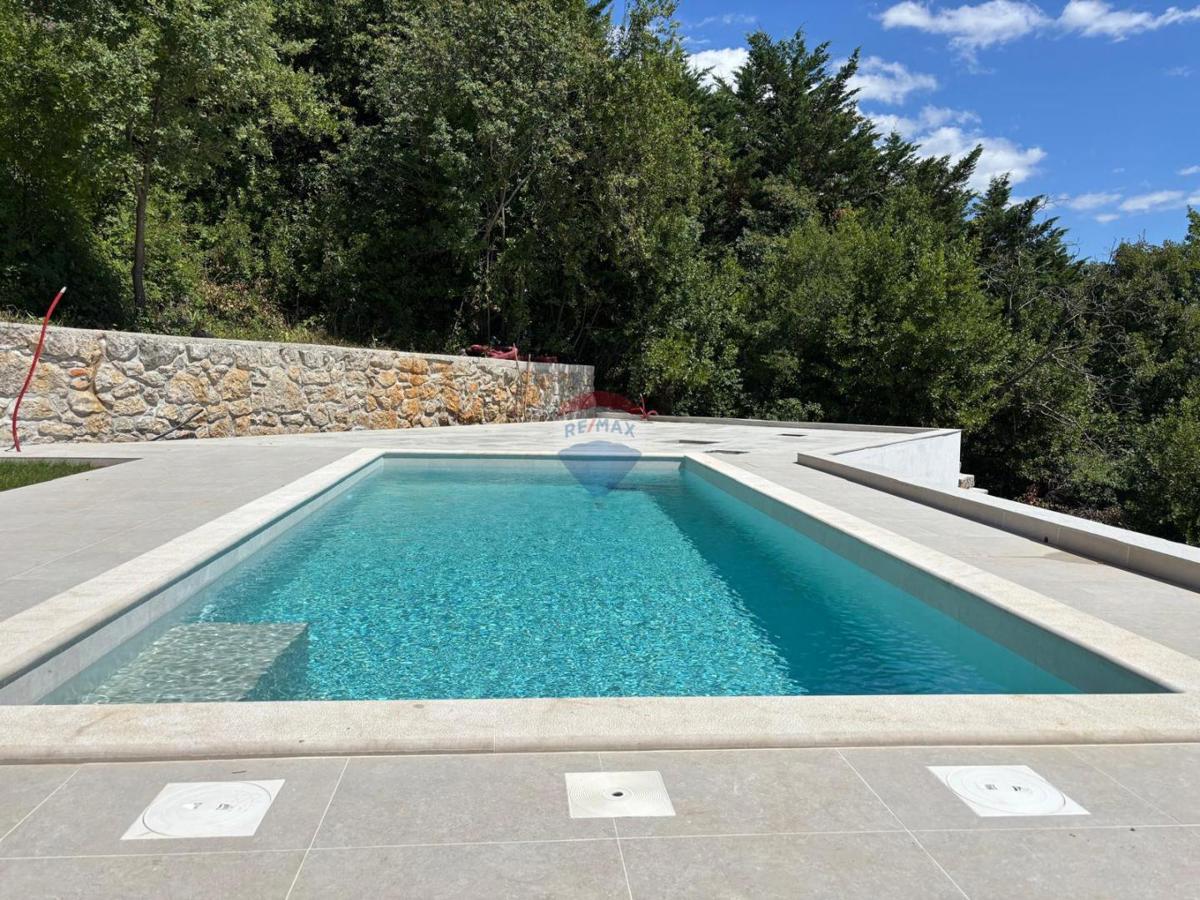 Hiša Ćikovići, Kastav, 185m2